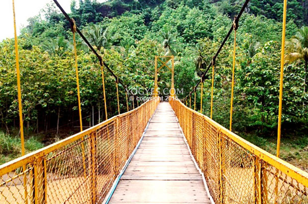 Jembatan Gantung Siluk, Tempat Wisata di Bantul
