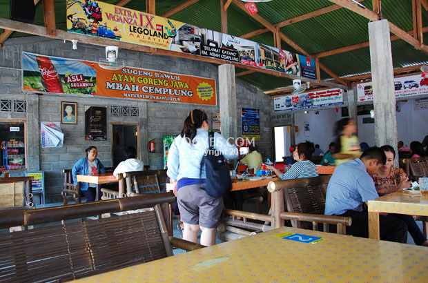 Photo #5 (Mbah Cemplung Fried Chicken)