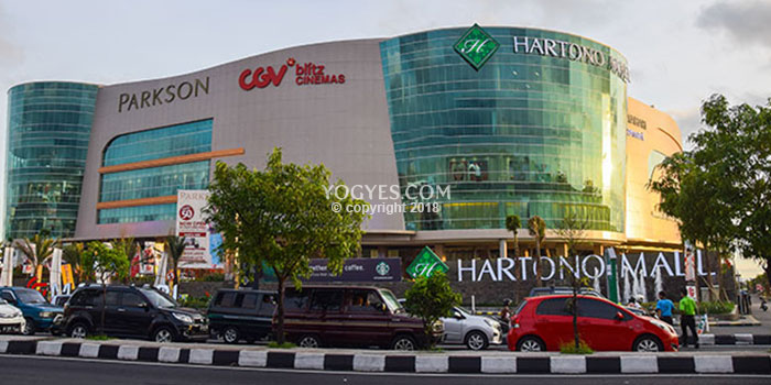 Hotel dekat Hartono Mall Penginapan Murah Homestay dan 