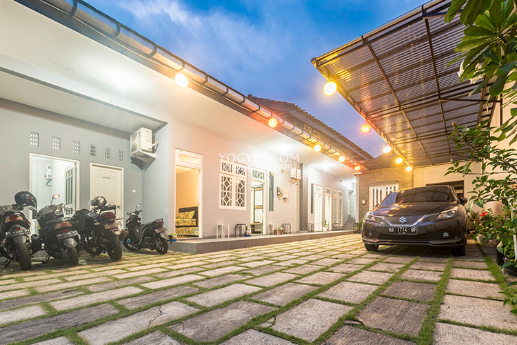 THE SASMAYA FAMILY ROOMS - Lokasi Dalam Kota Jogja, Dekat ...