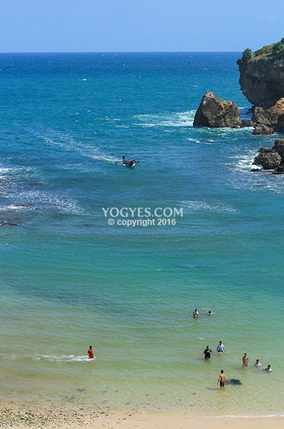 Foto #3 Pantai Ngrenehan