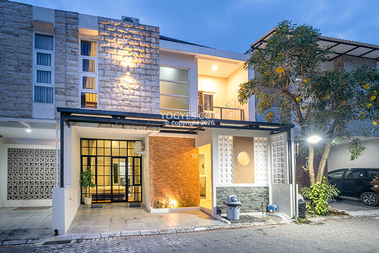 cozystop malioboro 8