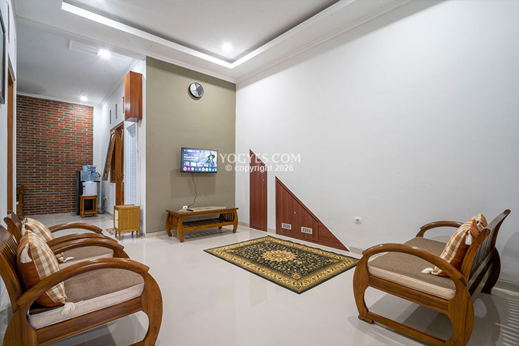d uti homestay