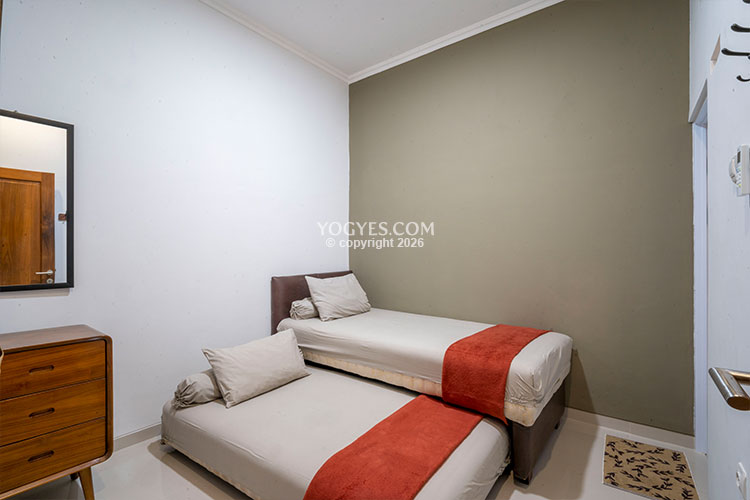 d uti homestay