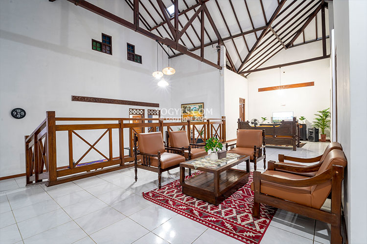 damai house homestay
