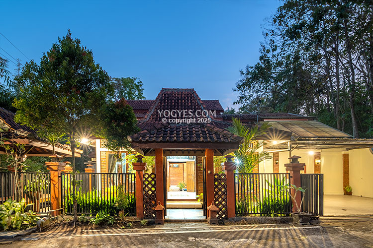 girly homestay
