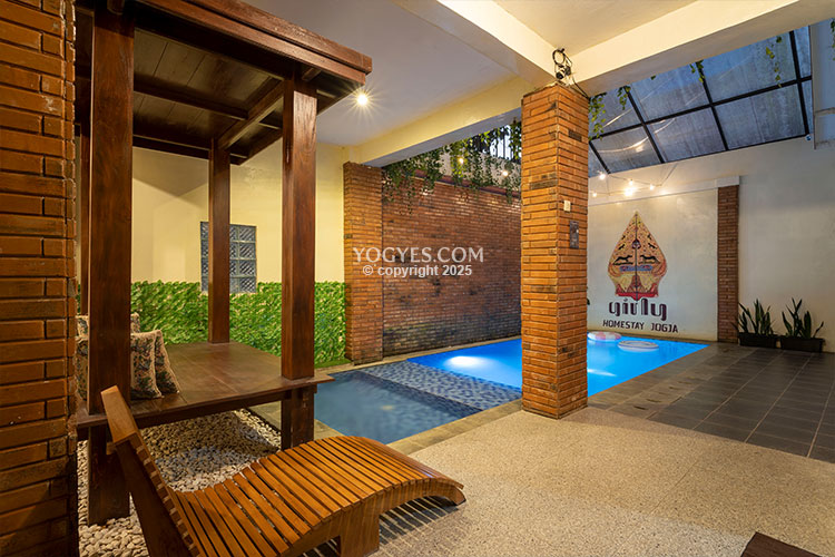 girly homestay
