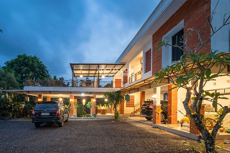 homestay joglo seruni