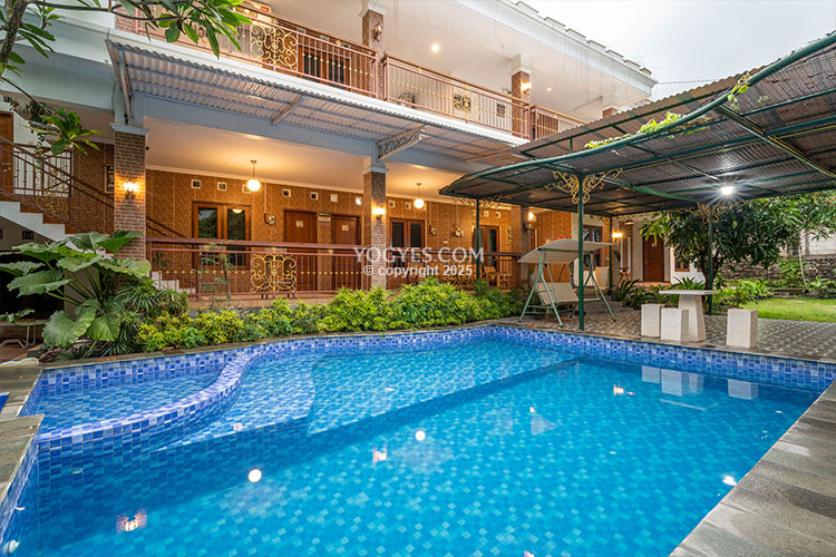 homestay joglo seruni