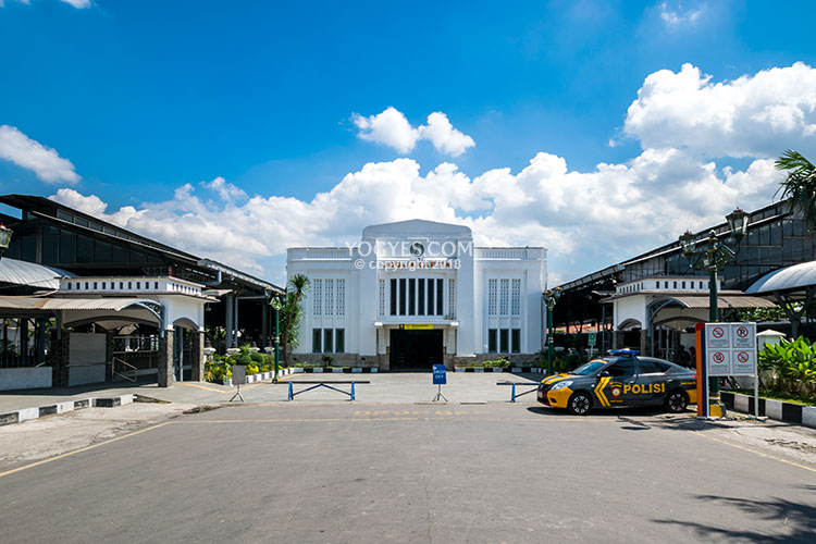 yogyakarta railway station transfer