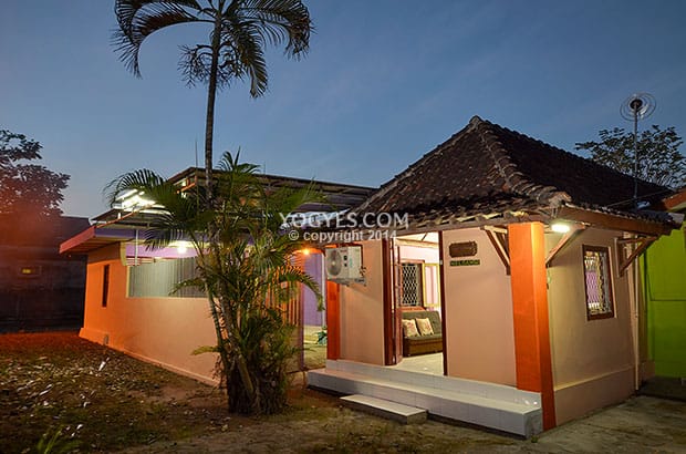 staying at the cheapest homestay in jogja